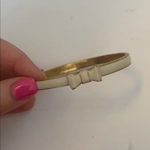 Kate Spade white and gold bow Bracelet